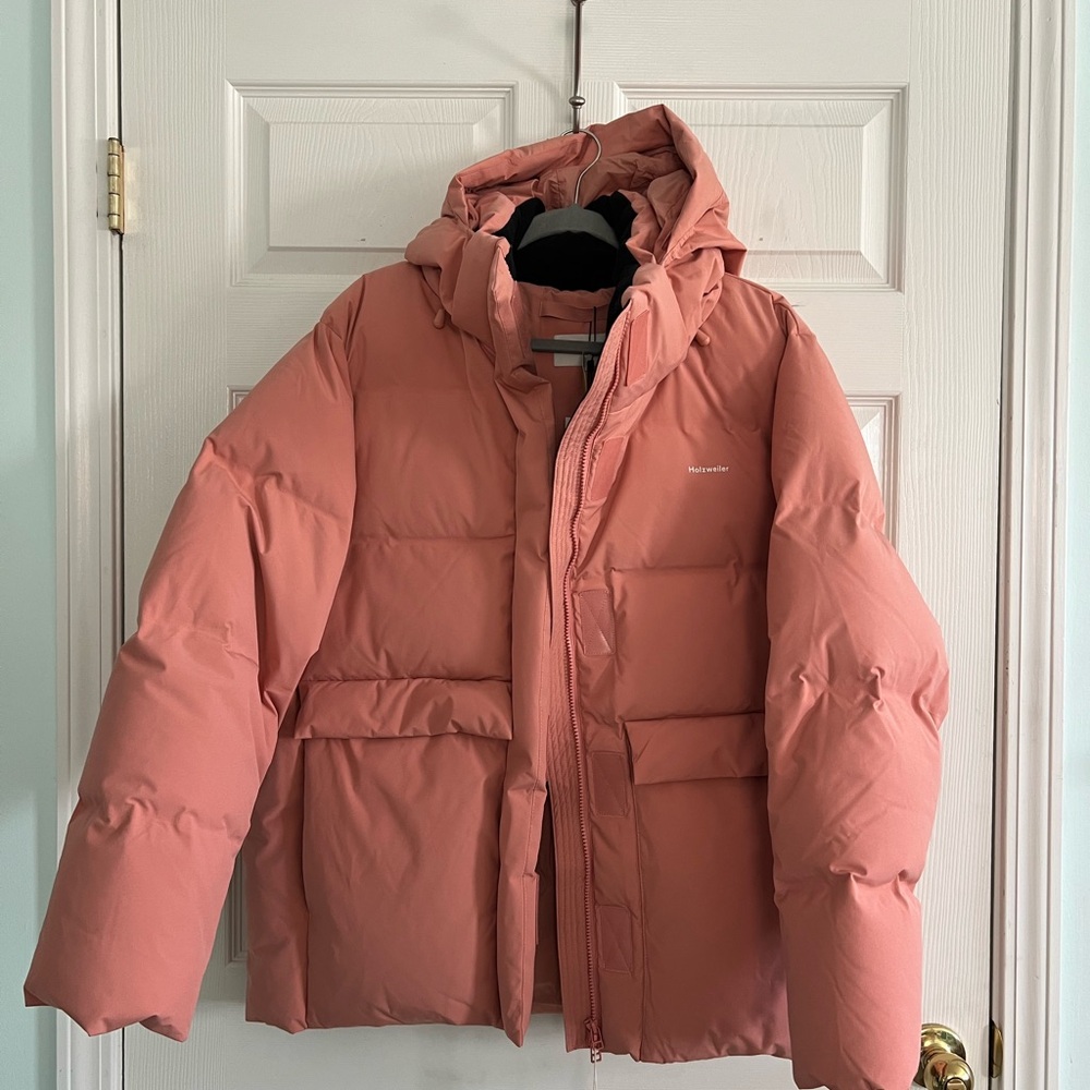 Women's Pink Puffer Jacket